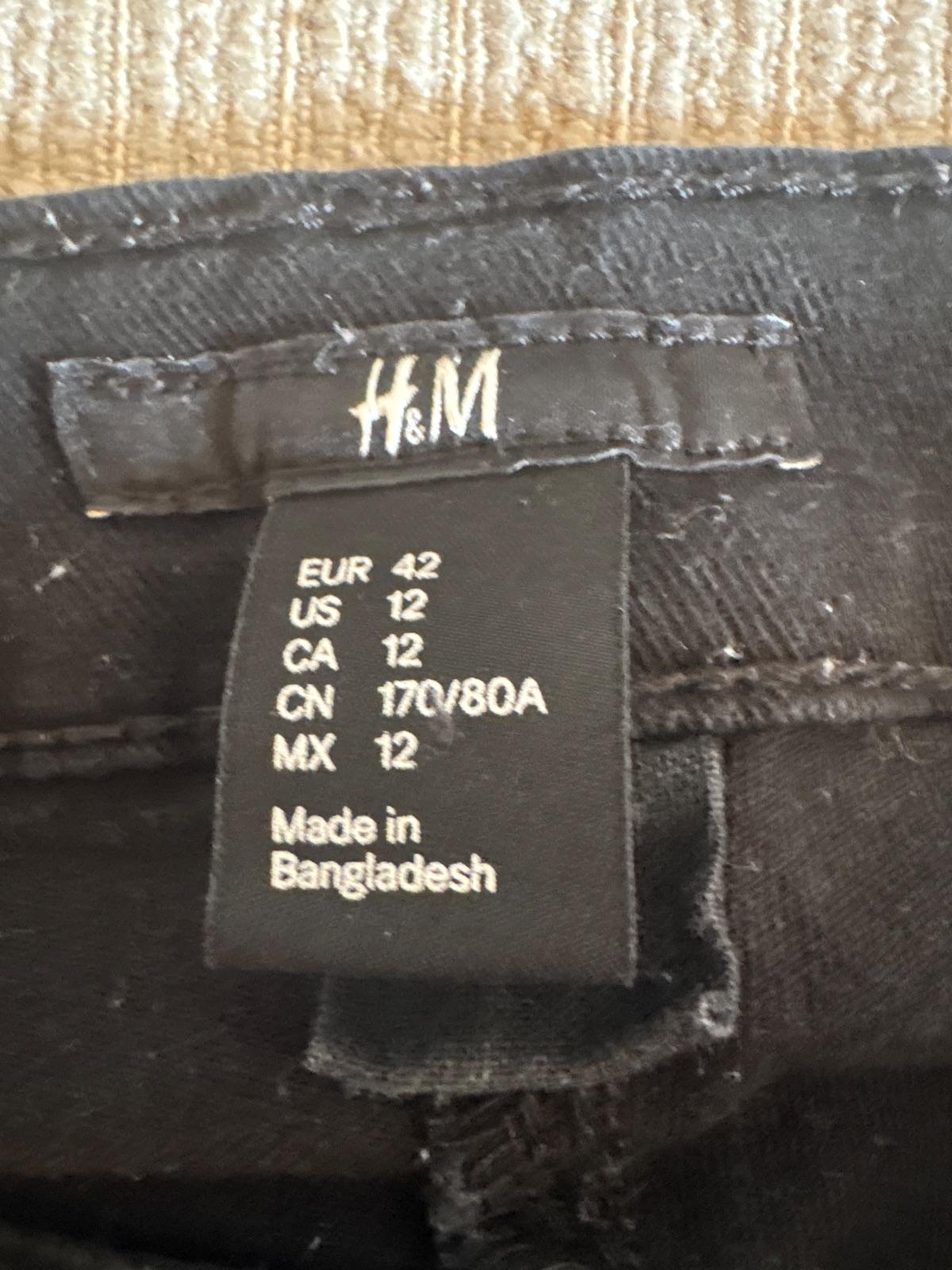 ג'ינס שחור H&M