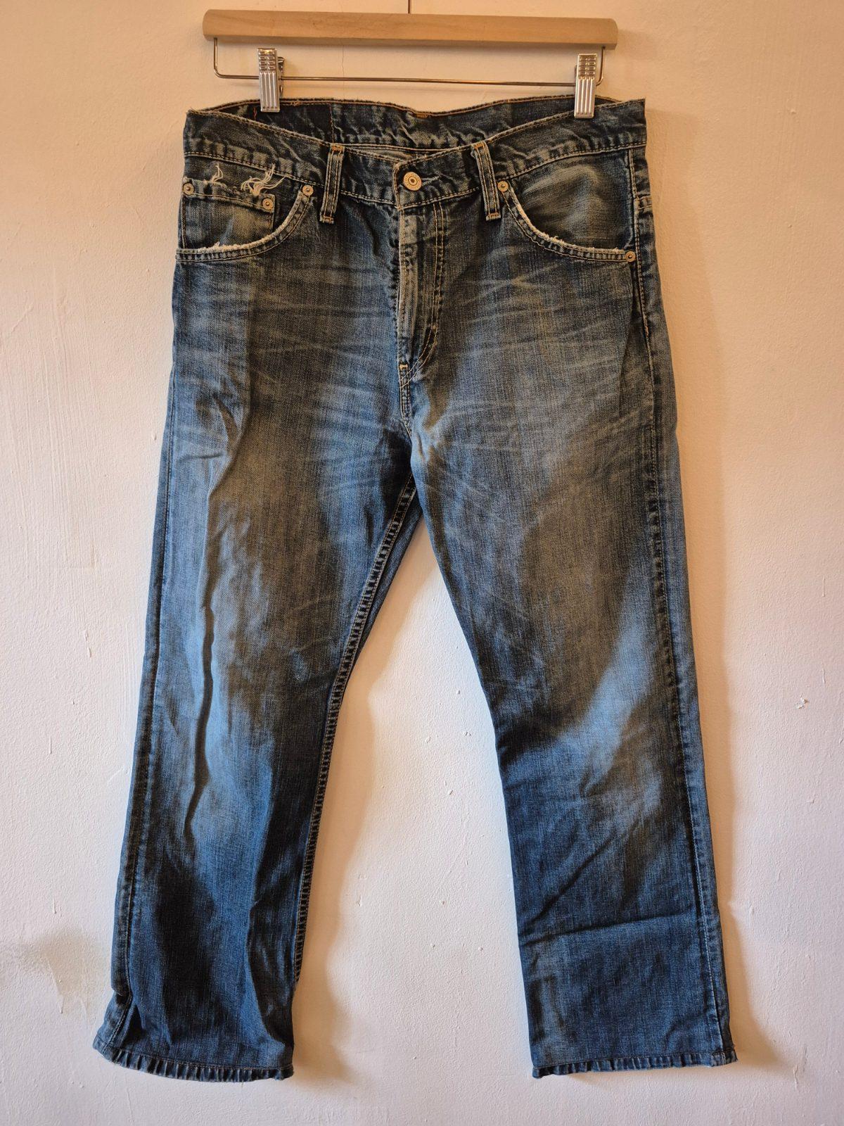 ג'ינס Levi's כחול קלאסי