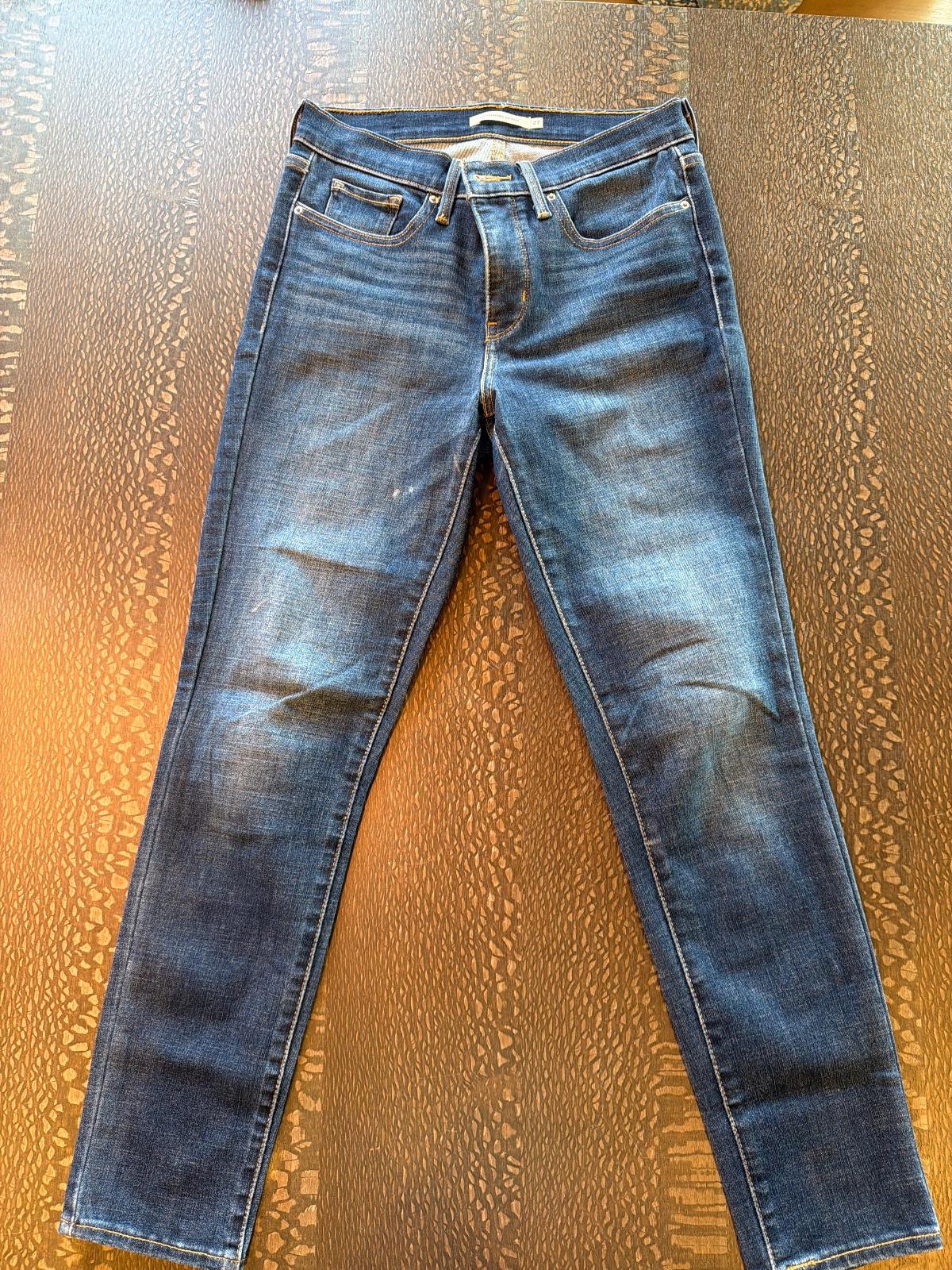 ג'ינס סקיני Levi's 311 Shaping Skinny