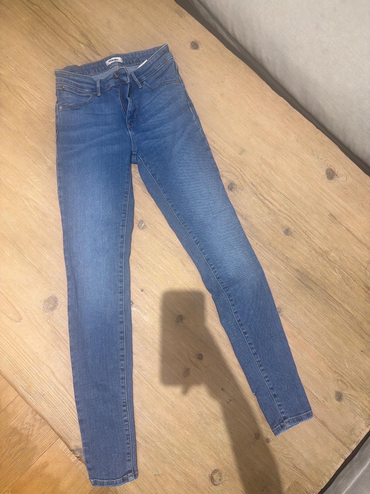 ג'ינס סקיני Wrangler כחול