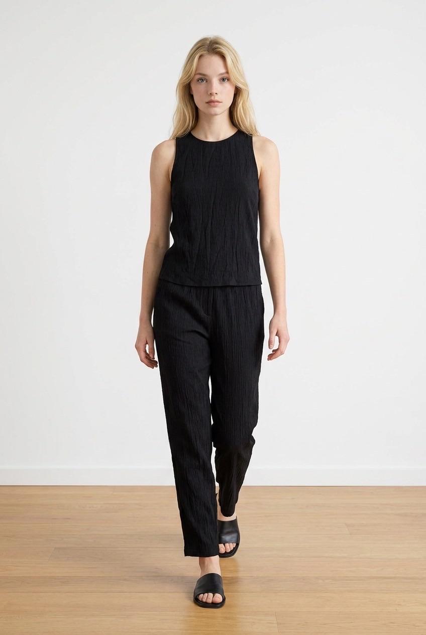 שמלת מנגו שחורה מקופלת - Mango Casual Dress