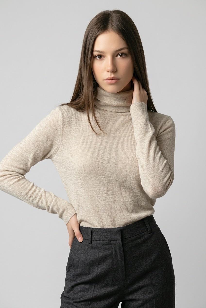 סוודר גולף גבוה Zara Knit בצבע בז׳