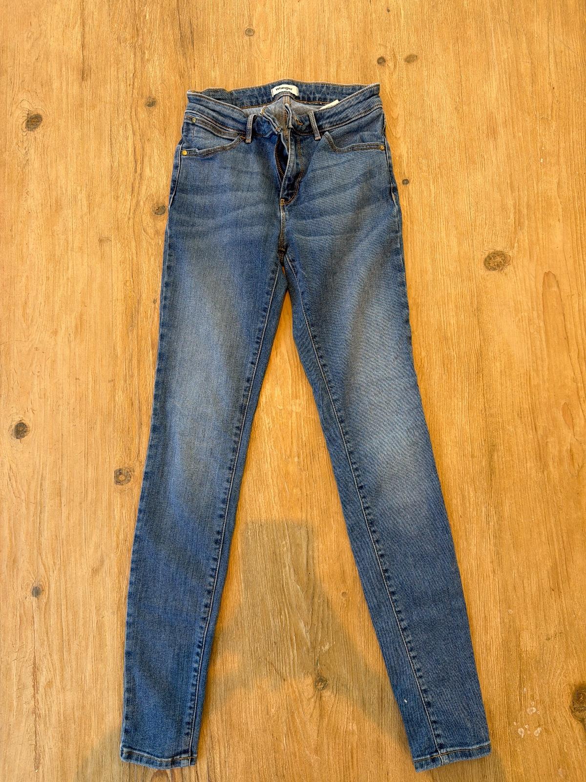 ג'ינס סקיני Wrangler כחול