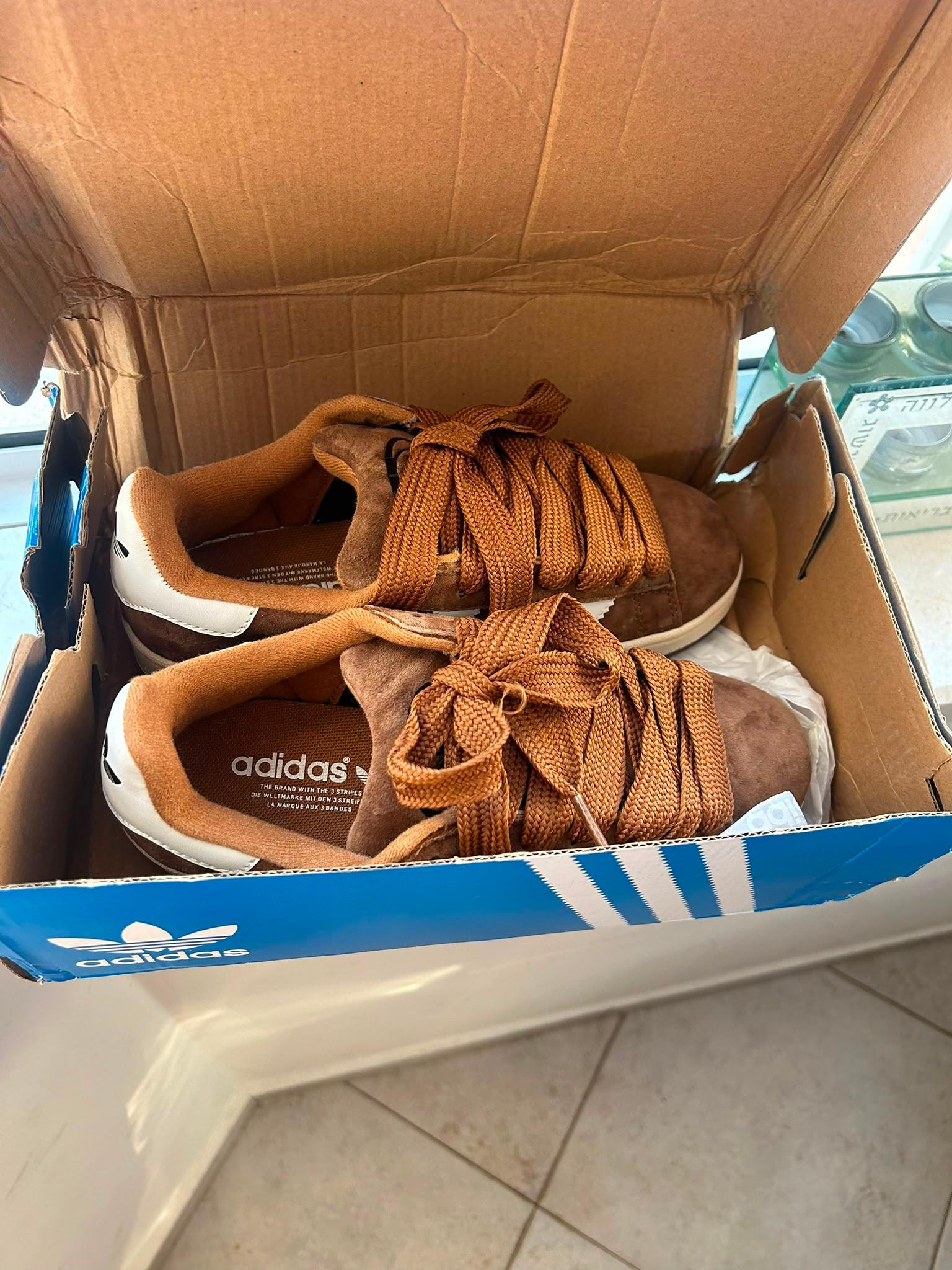 נעלי Adidas קמפוס סניקרס בצבע חום