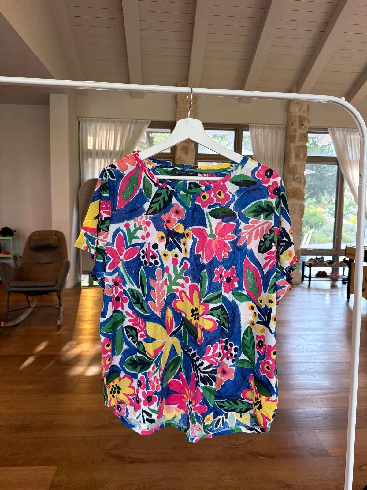 חולצת T פרחונית צבעונית M&S Collection