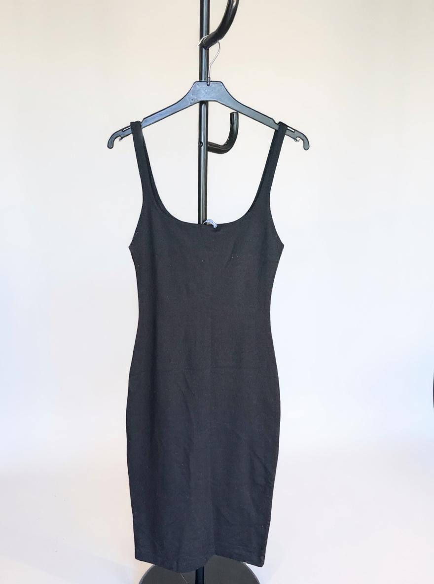 שמלת בודיקון שחורה Zara