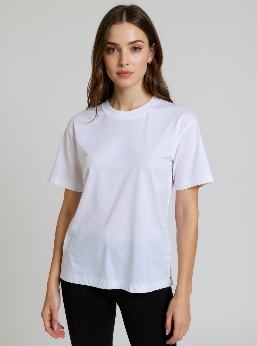 חולצת טי לבנה Uniqlo